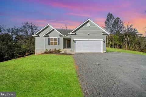 9194 Moses Pl, Culpeper, VA 22701