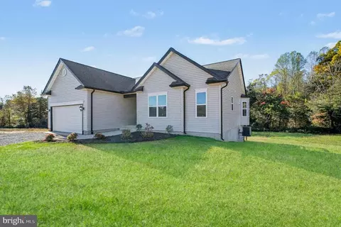 9246 Moses Pl, Culpeper, VA 22701