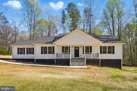 2208 Brown Ln, Amissville, VA 20106