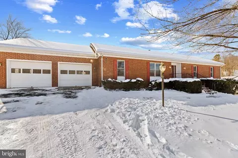 9176 Whitestone Ct, Culpeper, VA 22701