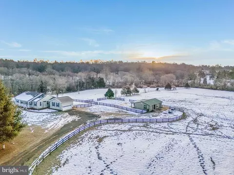 5204 Homestead Trl, Reva, VA 22735