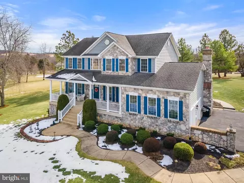18174 Brenridge Dr, Brandy Station, VA 22714