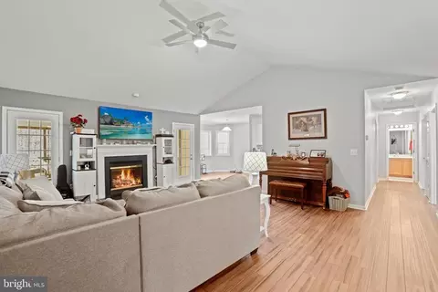4049 Cabin Rd, Reva, VA 22735