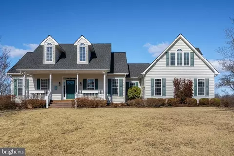 18464 Snaffle Ln, Culpeper, VA 22701