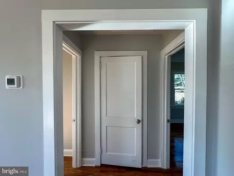 Entry Way - 618 Second St, Culpeper, VA 22701 photo 3 of 6