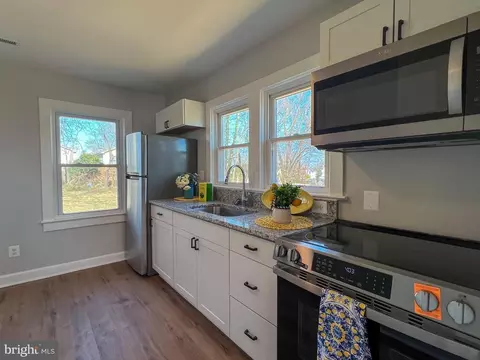 Kitchen - 618 Second St, Culpeper, VA 22701 photo 2 of 5