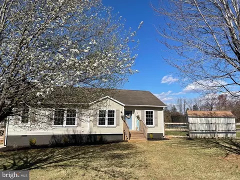 18393 Gaskins Ln, Jeffersonton, VA 22724
