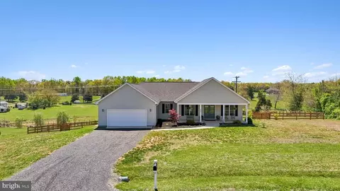 9480 Galveston Dr, Culpeper, VA 22701