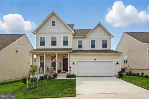2112 Berwick Dr, Jeffersonton, VA 22724