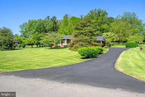 19084 Colonial Dr, Culpeper, VA 22701 photo 4