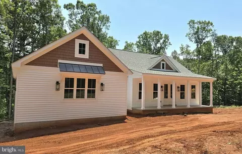 4120 Cabin Rd, Reva, VA 22735