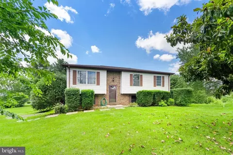 13474 Landons Ln, Brandy Station, VA 22714