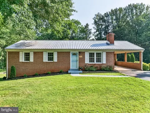 12073 Dogwood Ln, Culpeper, VA 22701