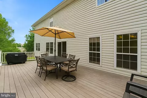 5051 Ridge View Ct, Jeffersonton, VA 22724