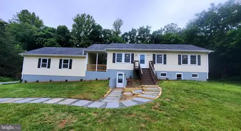 8346 White Shop Rd, Culpeper, VA 22701