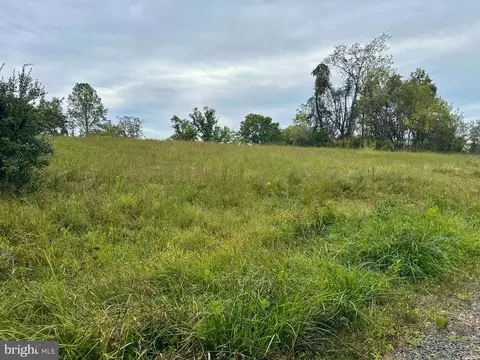 Lookout Ln, Culpeper, VA 22701