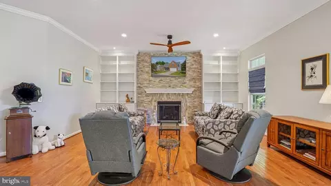 2036 Golf Dr, Culpeper, VA 22701 photo 9