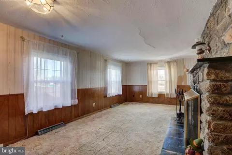 20126 Batna Rd, Culpeper, VA 22701 photo 2