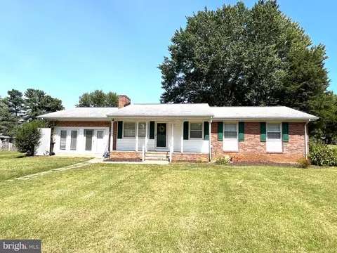 11285 Cedar Ave, Culpeper, VA 22701 photo 2