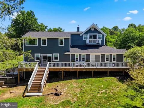 12095 Old Stillhouse Rd, Boston, VA 22713