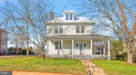 802 E Piedmont St E, Culpeper, VA 22701