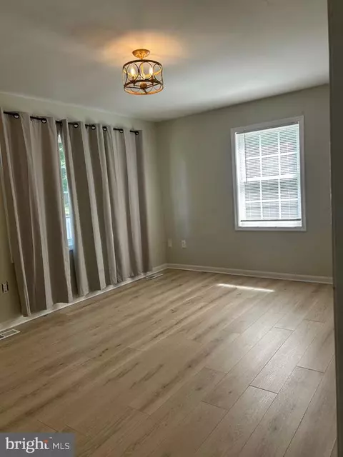 1300 Clatterbuck Ln, Amissville, VA 20106