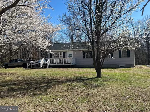 1300 Clatterbuck Ln, Amissville, VA 20106