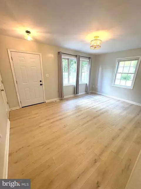 1300 Clatterbuck Ln, Amissville, VA 20106