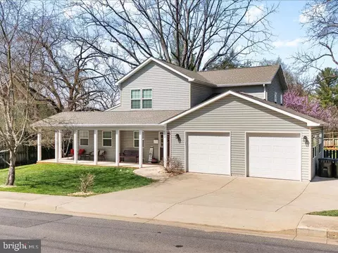 712 S Blue Ridge Ave, Culpeper, VA 22701