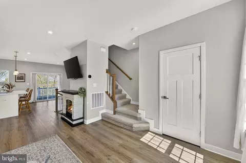 Entry Way - 1756 Scenic Loop, Culpeper, VA 22701 photo 19 of 26