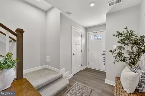 Entry Way - 1756 Scenic Loop, Culpeper, VA 22701 photo 4 of 26