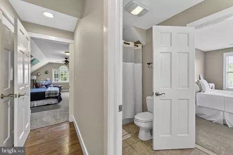 Entry Way - 18438 Snaffle Ln, Culpeper, VA 22701 photo 6 of 8