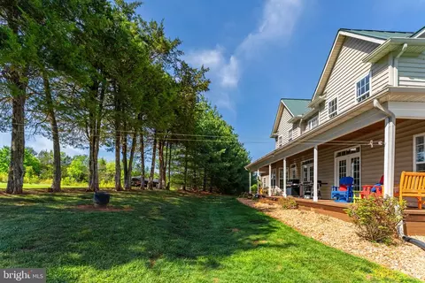 Exterior - 18438 Snaffle Ln, Culpeper, VA 22701 photo 6 of 7