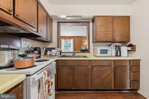 Kitchen - 20077 Old Orange Rd, Culpeper, VA 22701 photo 1 of 1