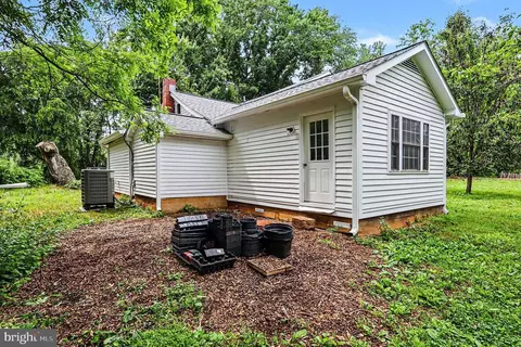 3085 Indian Run Rd, Amissville, VA 20106