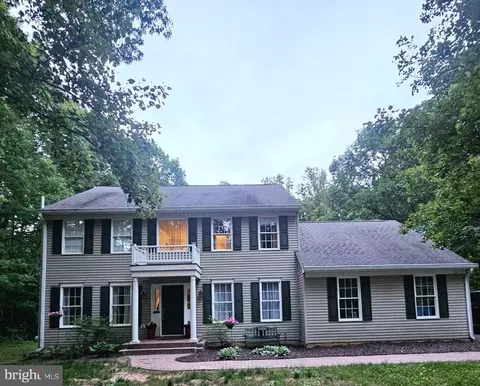 2319 Wildwood Cir, Amissville, VA 20106