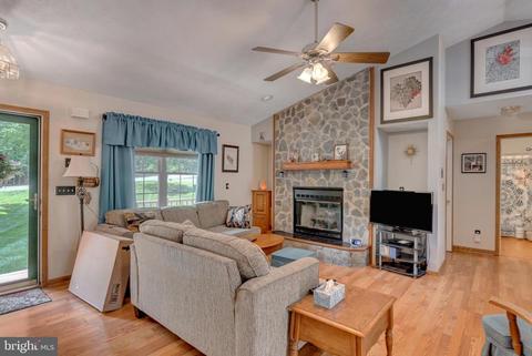 13 Austin Dr, Palmyra, VA 22963 photo 18