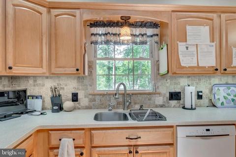 13 Austin Dr, Palmyra, VA 22963 photo 9