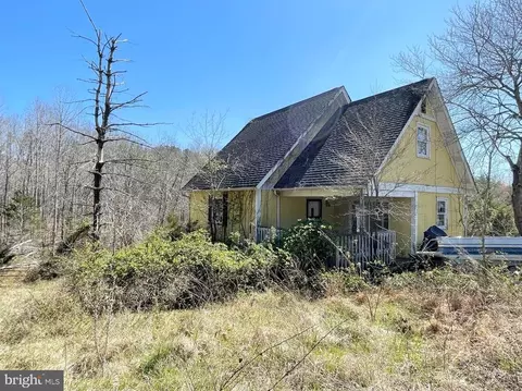 474 Gravel Hill Rd, Fork Union, VA 23055