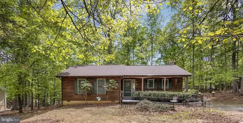 23 W Lake Forest Dr W, Palmyra, VA 22963