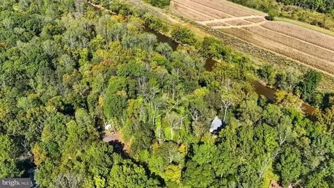14 Mechunk Ter, Palmyra, VA 22963