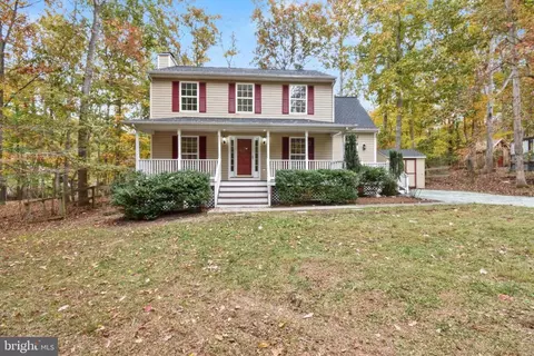 11 S Bearwood Dr S, Palmyra, VA 22963