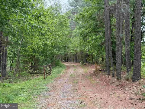 West River Road, Fork Union, VA 23055
