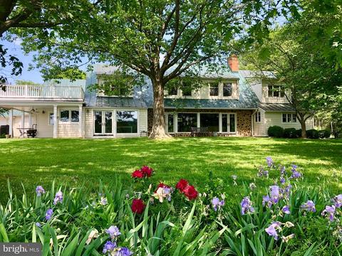 3074 Rectortown Rd, Marshall, VA 20115 photo 2