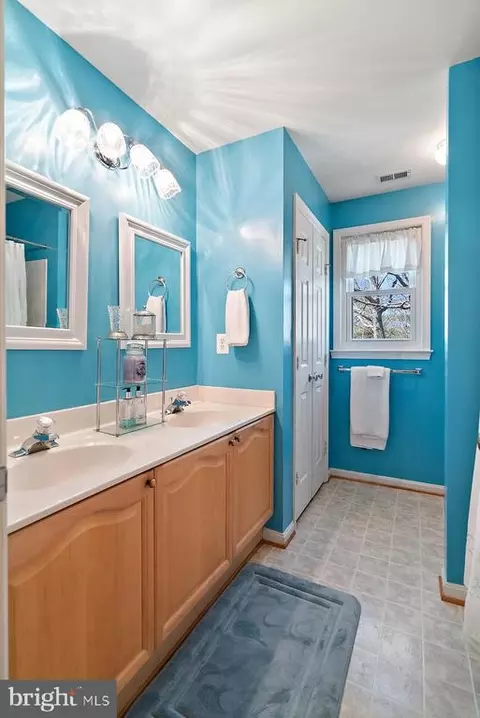 6383 Wilson Rd, Marshall, VA 20115 photo 18