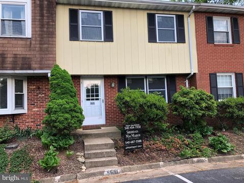 8601 Harrison Ct, Marshall, VA 20115 photo 1