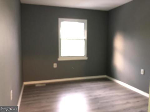 8601 Harrison Ct, Marshall, VA 20115 photo 18