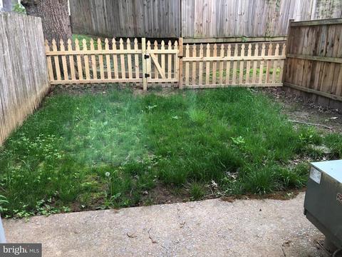 8601 Harrison Ct, Marshall, VA 20115 photo 24