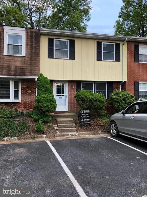 8601 Harrison Ct, Marshall, VA 20115 photo 2