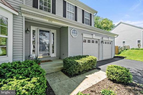 498 Devon Dr, Warrenton, VA 20186 photo 3